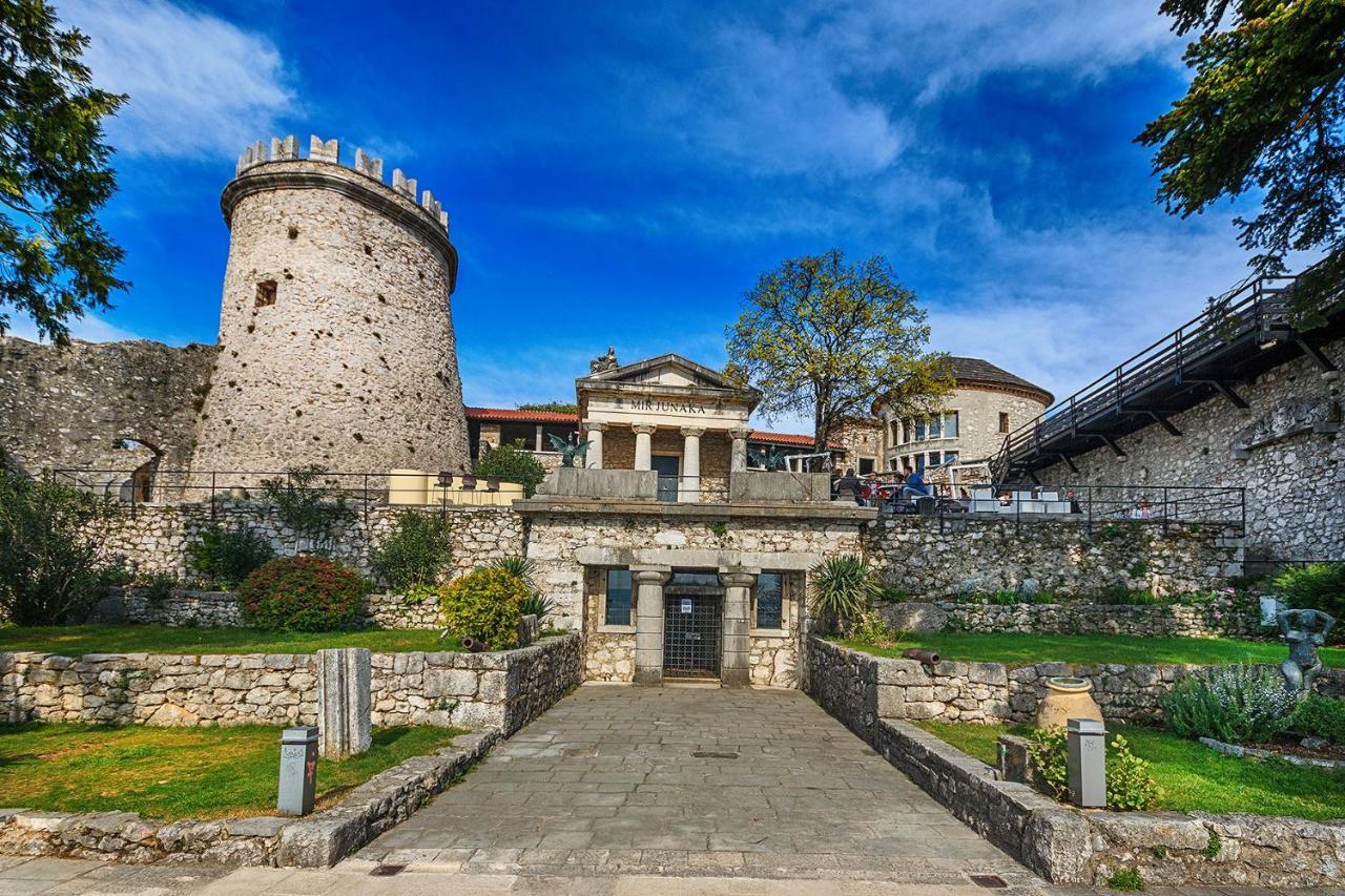 Trsatika Leilighet Rijeka Eksteriør bilde